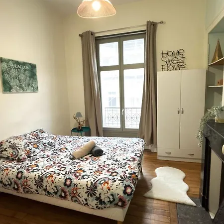 Cosy Hortensia - T5 - Place Clémenceau&parking Apartamento