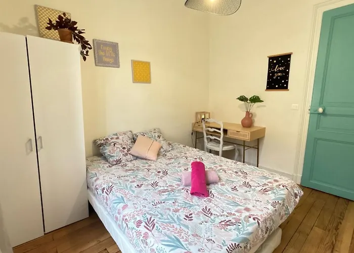 Cosy Hortensia - T5 - Place Clemenceau & Parking Pau