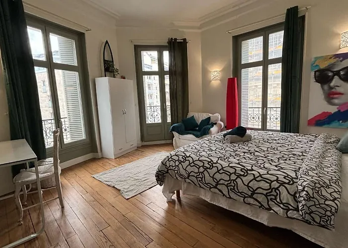 Cosy Hortensia - T5 - Place Clemenceau & Parking Apartment *